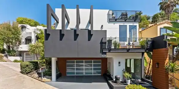 845 Summit Drive