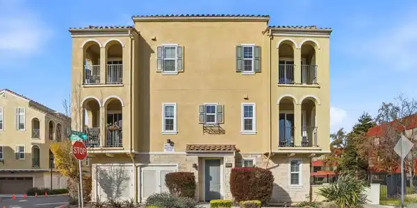 39852 Sawyer Ter