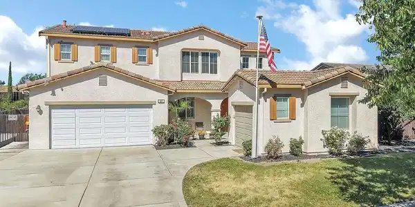 621 Allagash Ct