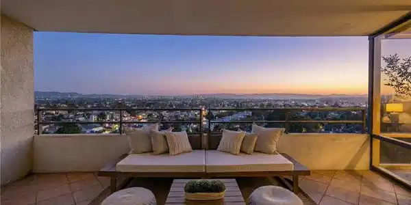 4316 Marina City