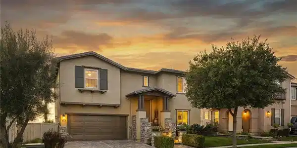 444 Camino Flora Vista