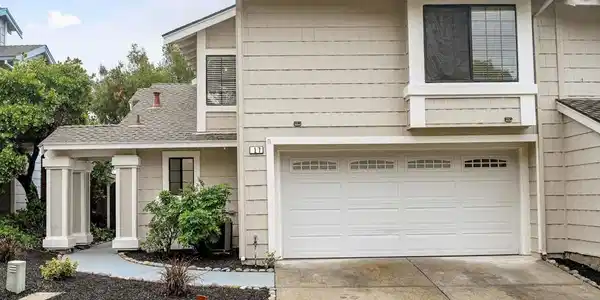 17 Palo Alto Ct