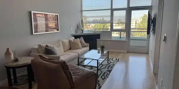 475 Redwood