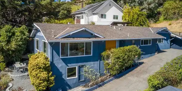 4134 Harbor View Ave