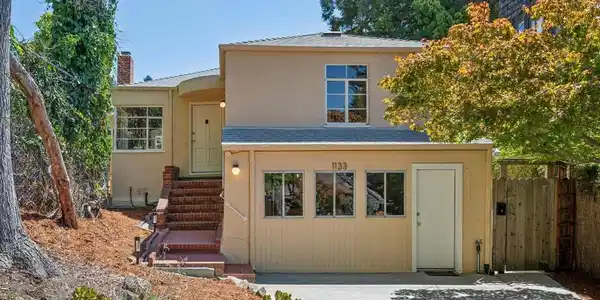 1133 Walnut Street