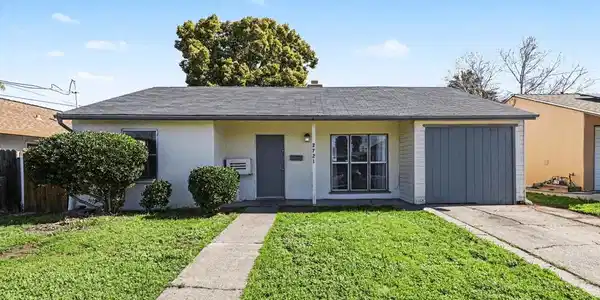 2721 Capistrano St