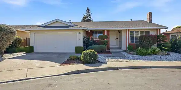 35429 Galen Pl