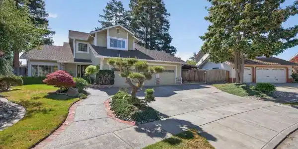 35587 Reymouth Dr