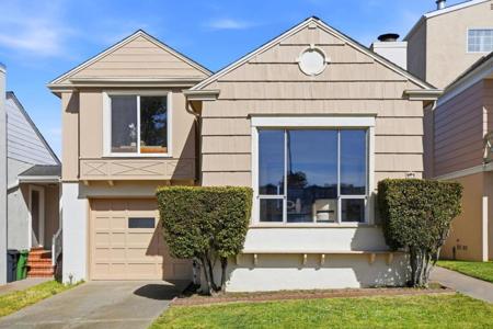 108 N Mayfair Avenue
