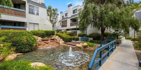 2234 River Run