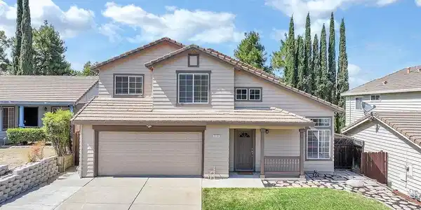 5104 Grass Valley Way