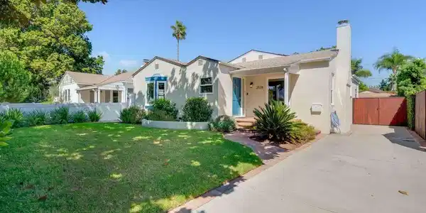 2578 Military Avenue