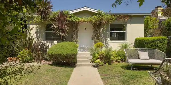 727 Amoroso Place
