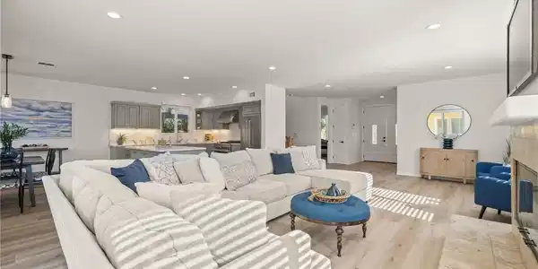 204 N Prospect