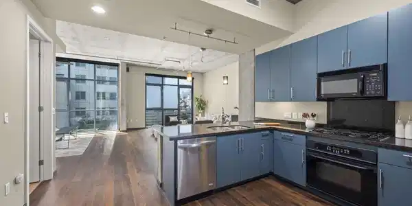 527 10Th Ave