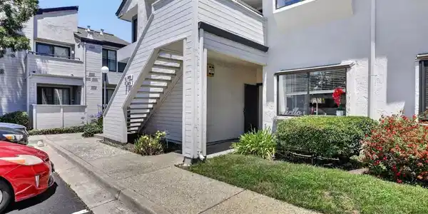 6472 Buena Vista Dr
