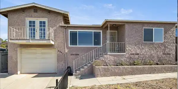 2227 Flintridge Drive