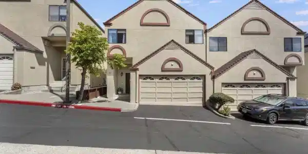 903 Appian Knoll Ct