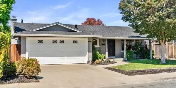 34352 Newton Court