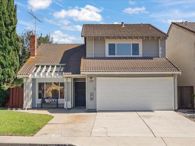 1634 Ridgetree Way