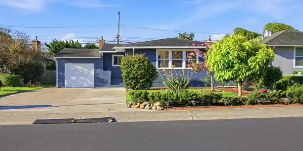 221 Indio Drive