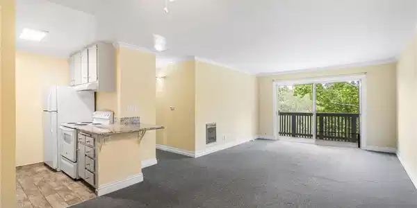 3603 W Hidden Lane