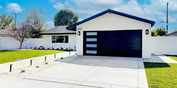 2433 Littleton