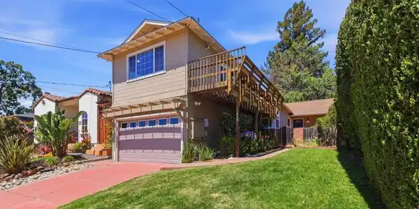 1545 Alameda de las Pulgas