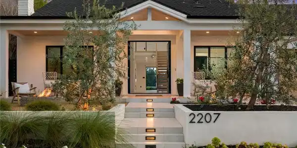 2207 Port Harwick