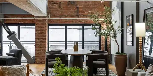 835 Locust Avenue