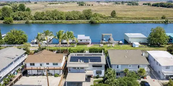 4370 Sandmound Blvd