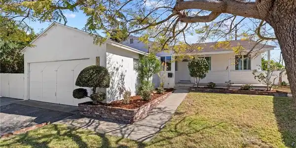 2214 Fisher Court