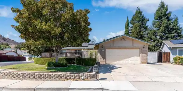 2377 Hilliard Cir