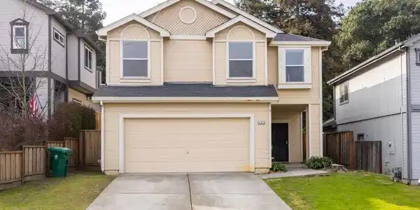 122 Bridgeview Ct