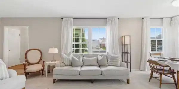 412 W 229th