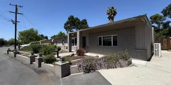 3225 Sheffield Place