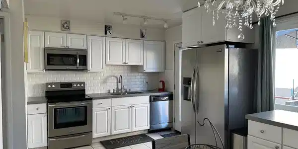 4 Sheffield Ct