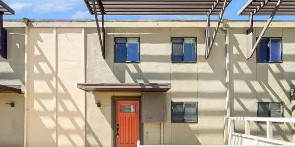 3206 Admiralty Lane