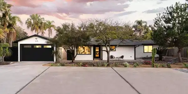 2275 Ivy Road