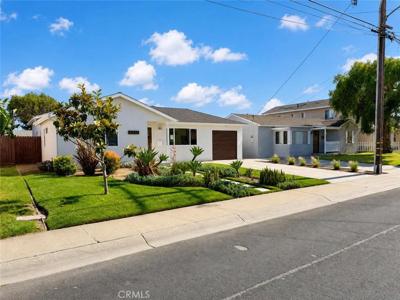 4212 W 178th