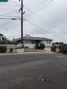 1771 Bayo Vista Avenue