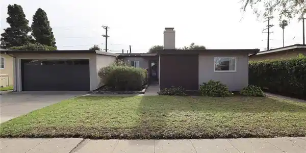 6110 E Walton
