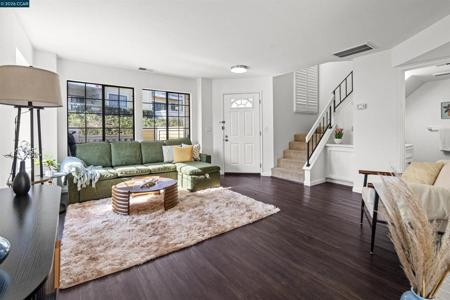 1001 Devonwood