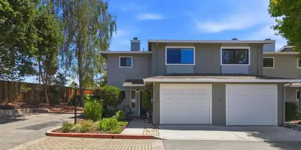 3021 Buckingham Lane