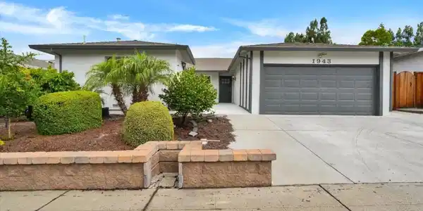 1943 Everglades Drive