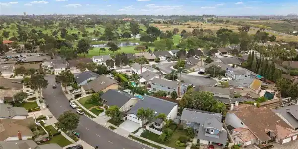 1789 Kinglet Court