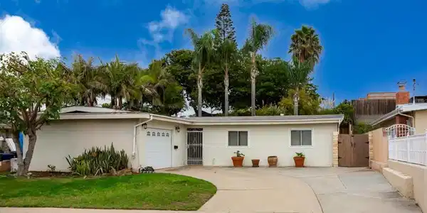 1169 Oasis Ave