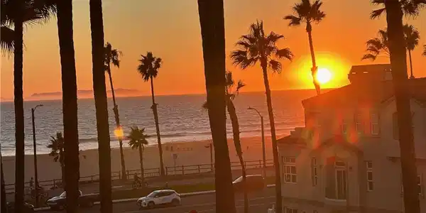 1200 Pacific Coast