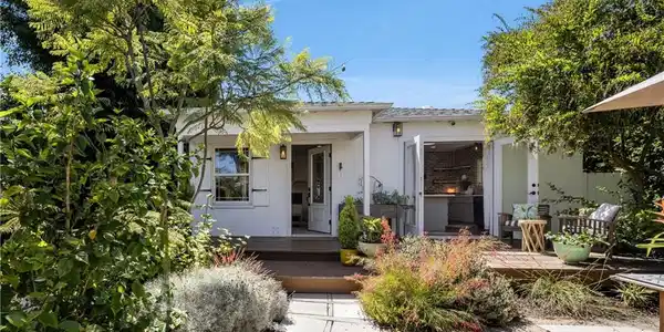 2317 Walgrove
