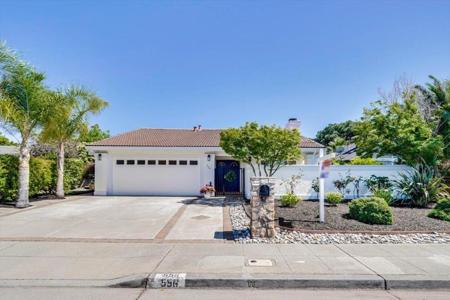 556 Seahorse Lane